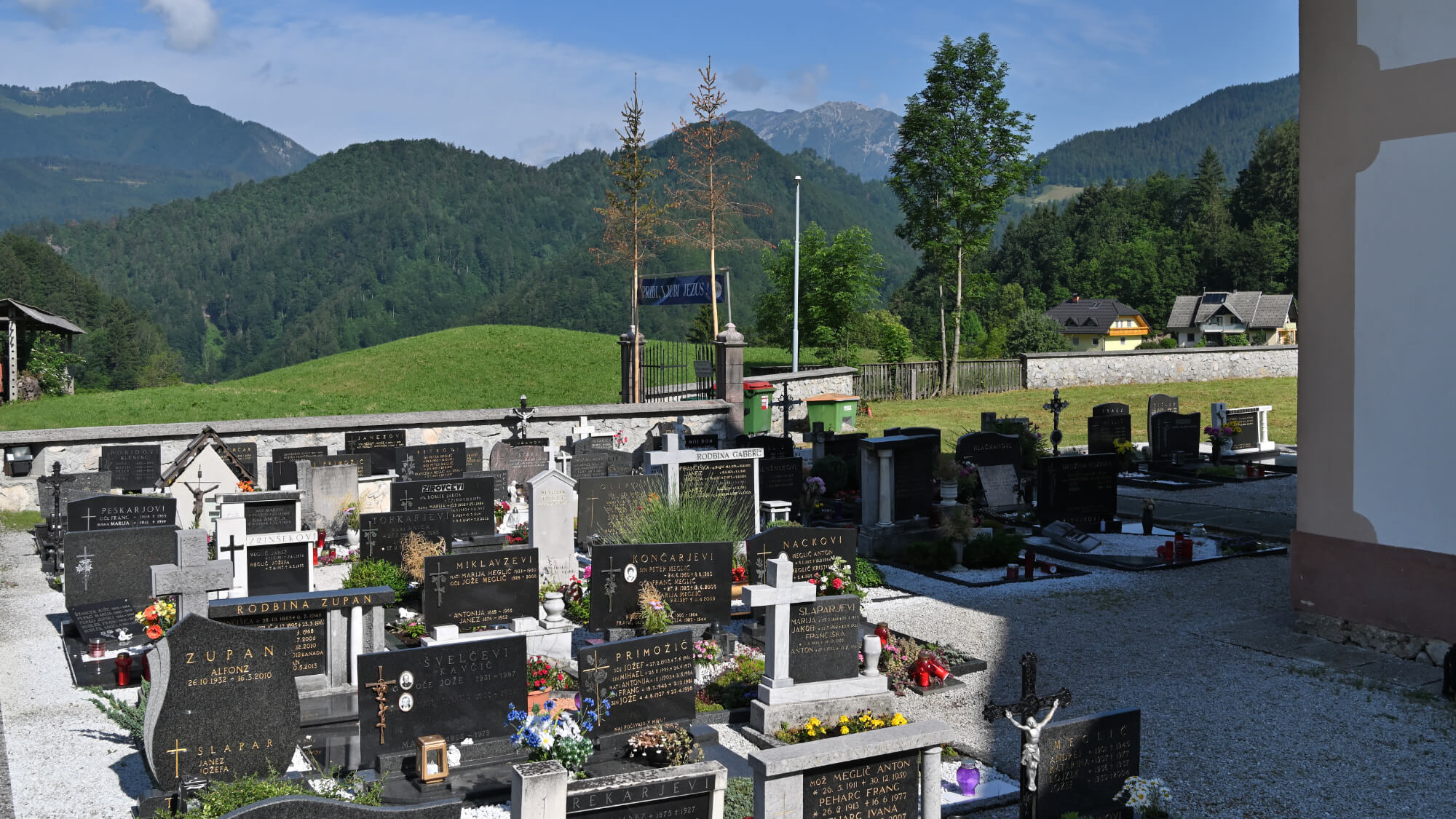 Pokopališče Lom pod Storžičem